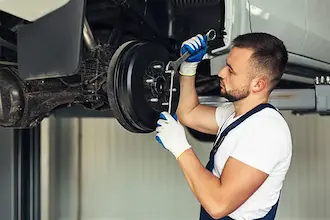 suspension repair service image at auto garage in abu dhabi